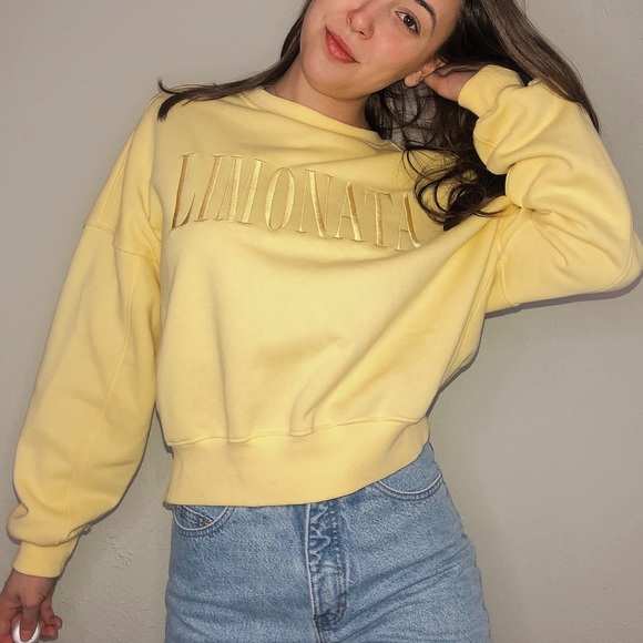 H&M Tops - Embroidered Boxy Limonata Sweatshirt
